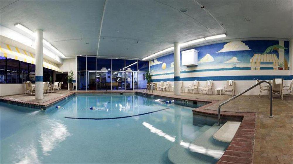 Clayton Plaza Hotel & Extended Stay Exterior photo