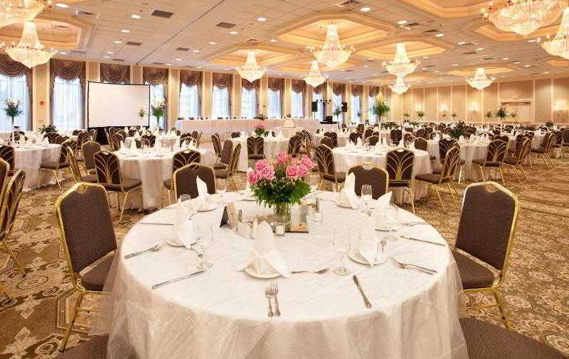 Clayton Plaza Hotel & Extended Stay Restaurant photo